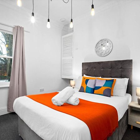 Luxury Apartment - Wolverhampton - Netflix - Smart Tv - Fast Wifi - 7Apc מראה חיצוני תמונה