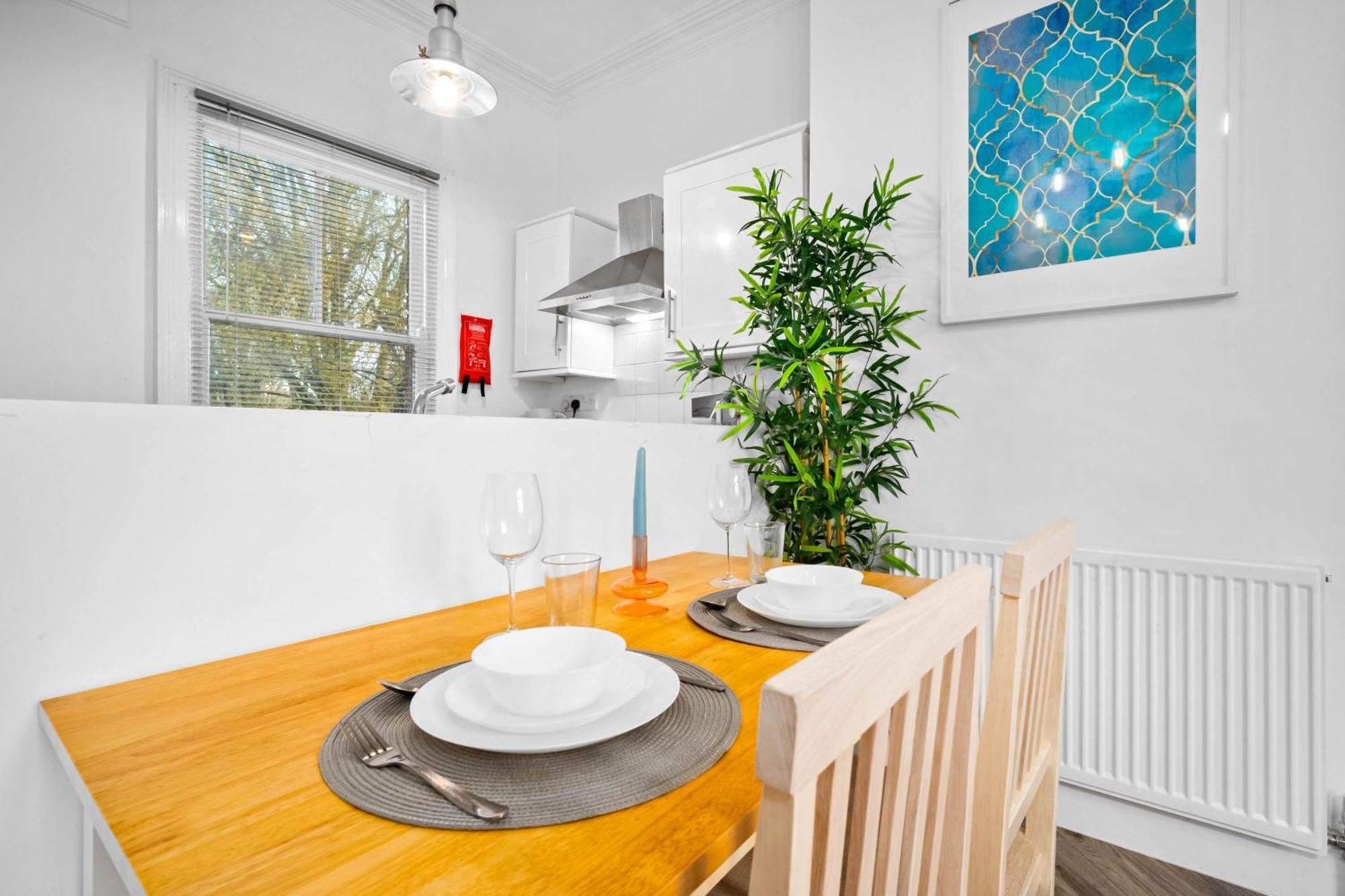 Luxury Apartment - Wolverhampton - Netflix - Smart Tv - Fast Wifi - 7Apc מראה חיצוני תמונה