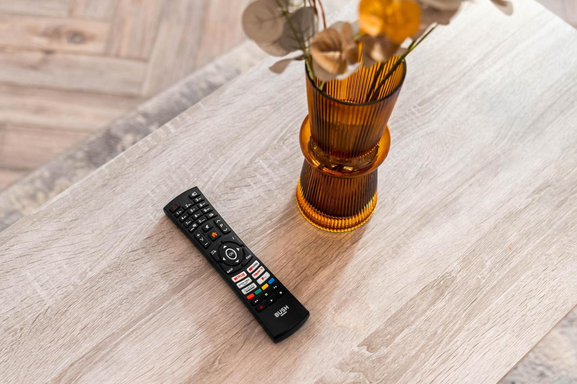 Luxury Apartment - Wolverhampton - Netflix - Smart Tv - Fast Wifi - 7Apc מראה חיצוני תמונה
