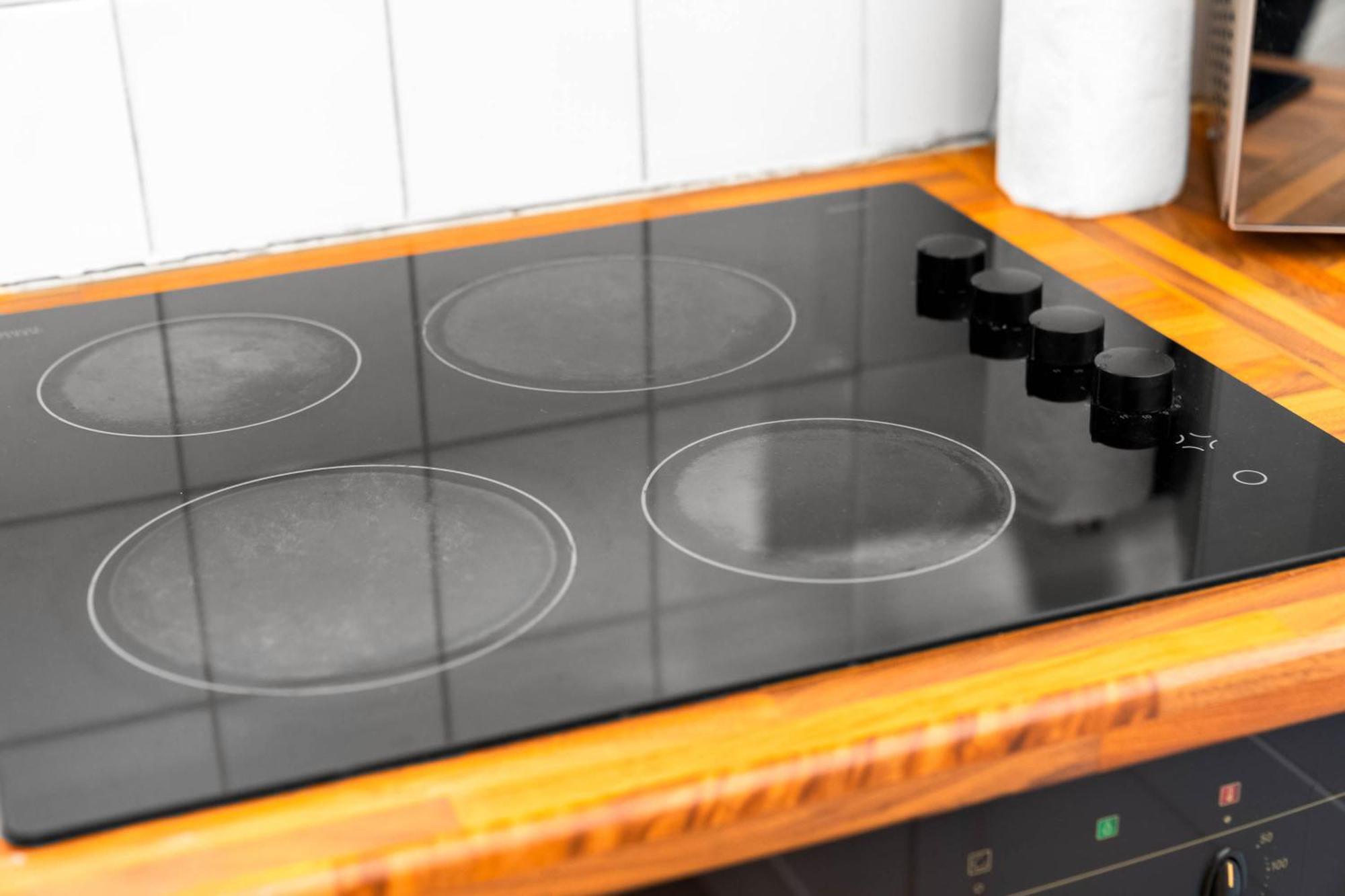 Luxury Apartment - Wolverhampton - Netflix - Smart Tv - Fast Wifi - 7Apc מראה חיצוני תמונה